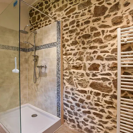 Entre Clermont Ferrand Et Montlucon